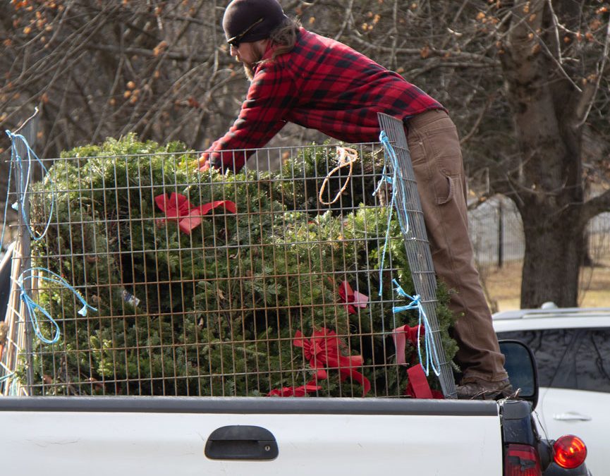 Roscoe Wreaths Across America Sponsoring Three Cemeteries in 2024